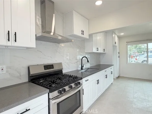 3820 W Valencia Dr, Fullerton, CA 92833