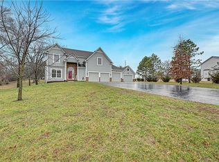 9842 Pin Oak Cir, De Soto, KS 66018