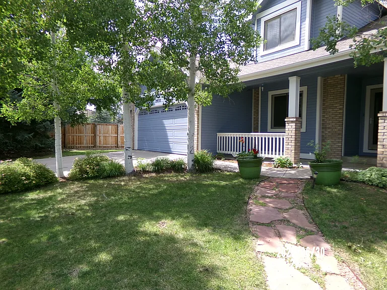 2032 Prairie View Ct — Photo 2