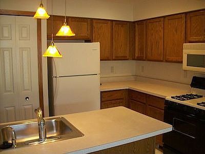 2nd image of 4043 Heatherwood Ct