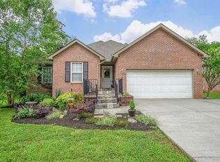 1817 Crazy Horse Dr, Maryville, TN 37801
