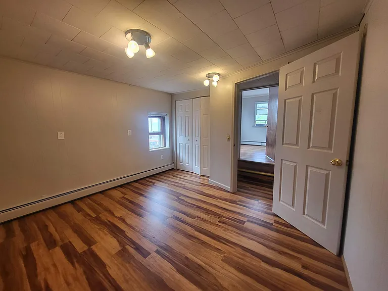 44-52 Webster St #3 — Photo 13