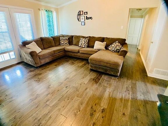 2nd image of 414 Forrest Hill Ln