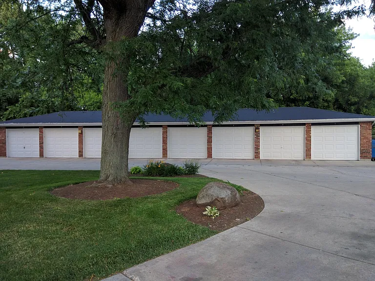 2091 Vernon Dr #3 — Photo 9