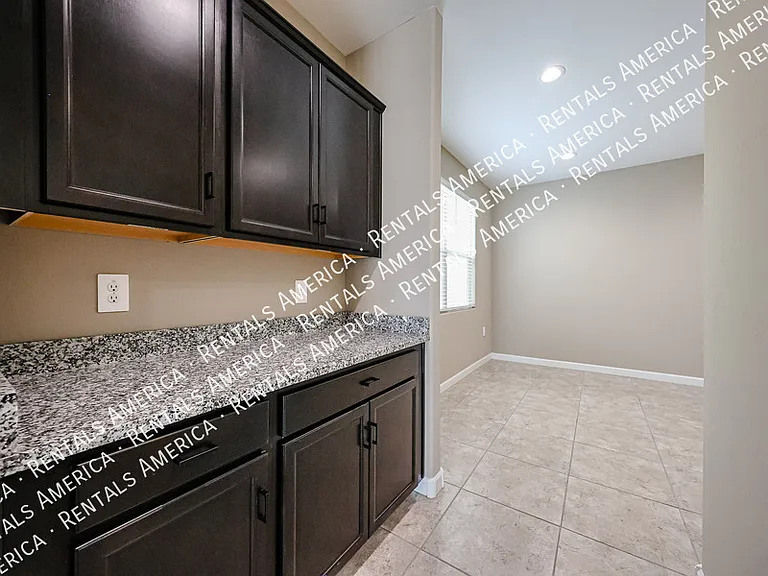 30044 W Avalon Dr — Photo 21