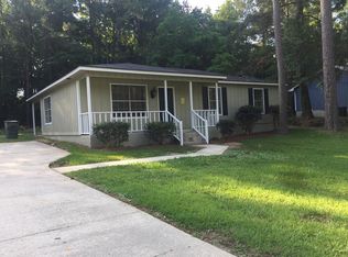 106 Executive Dr, Thomasville, GA 31792