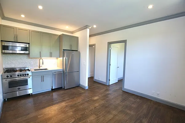 Rented by Vertical Real Estate LLC | media 1