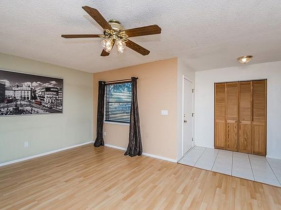 3rd image of 420 Evergreen Dr