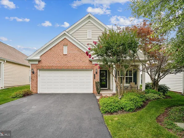 44252 Panther Ridge Dr, Ashburn, VA 20147