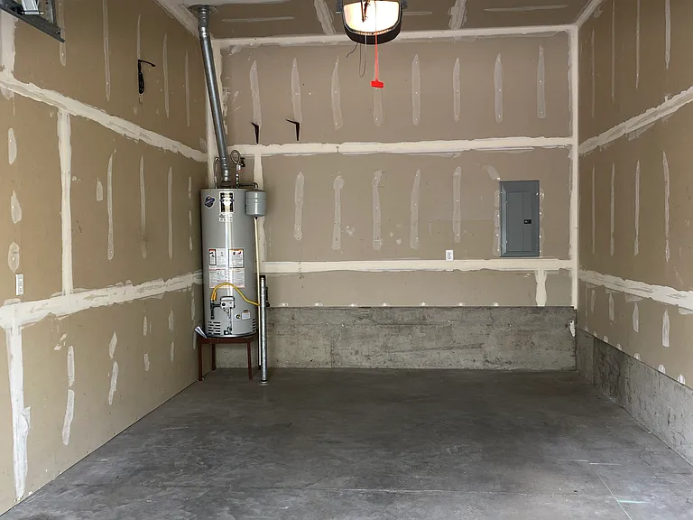 2125 NW Deschutes Pl #A — Photo 4