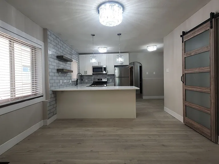 6401 Nottingham Avenue — Photo 6