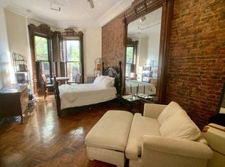 203 Berkeley Pl #8, Brooklyn, NY 11217