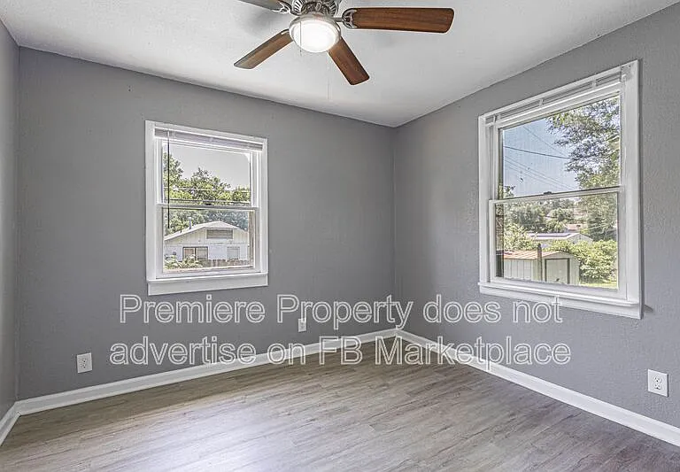 807 S Savage St — Photo 10
