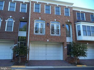 6812 Rigby Ln, Mc Lean, VA 22101