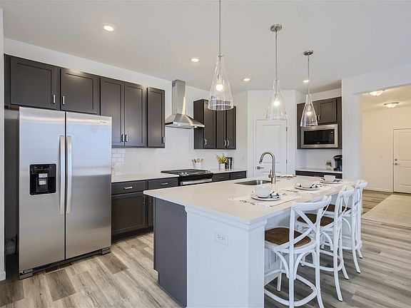7th image of this home
