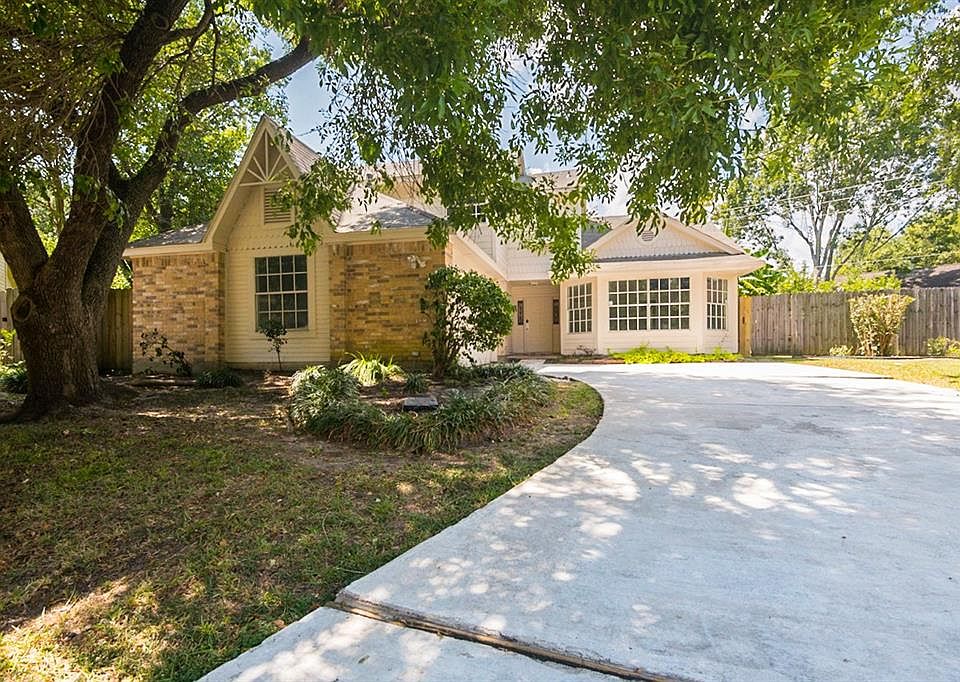 1st image of 3026 Westwick Dr