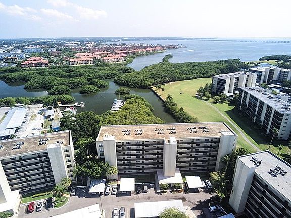 2nd image of 1000 Cove Cay Dr Unit 4E