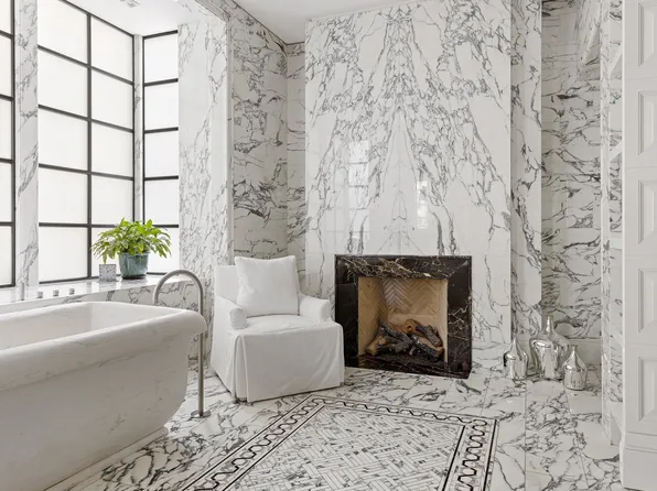 145 Reade Street image 17 of 31