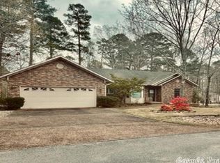 2 Soga Pl, Hot Springs Village, AR 71909