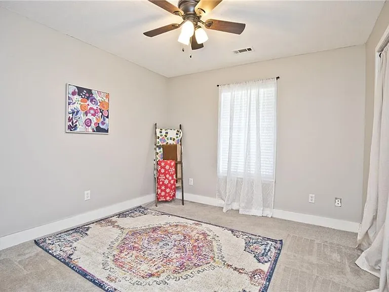 1018 N Lonnie Ave — Photo 20