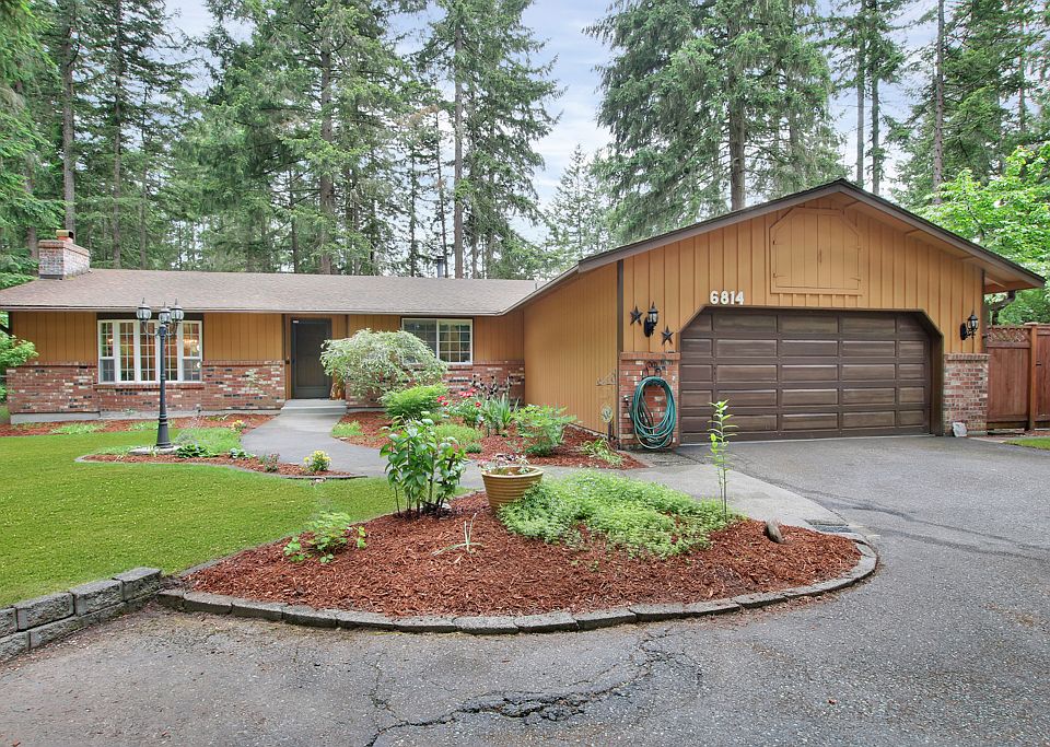 1st image of 6814 251st Street Ct E