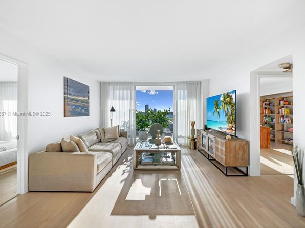 1800 Sunset Harbour Dr #803