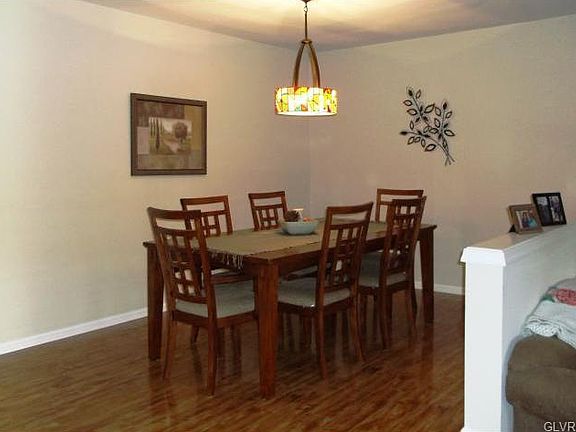 5th image of 1004 Briarwood Dr