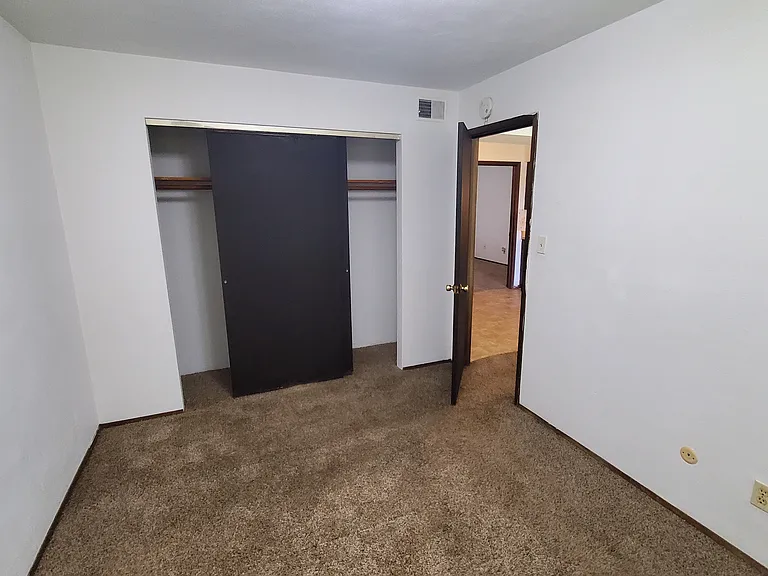 307 N 44th St #2 — Photo 12