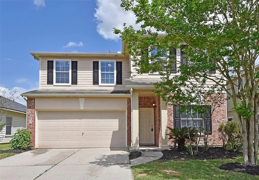 4 bed, 3.5 bath, 3108 sqft, $2,250 — Photo 1