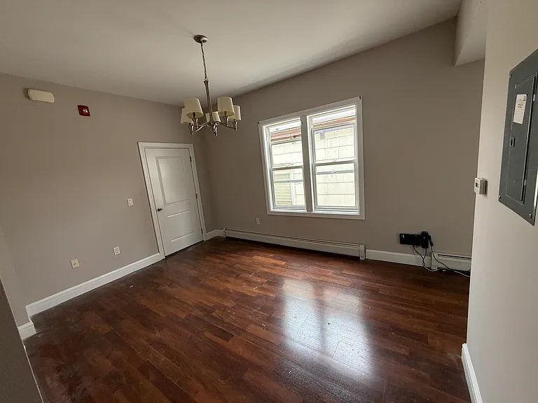 1563 Springfield Ave #4 — Photo 9