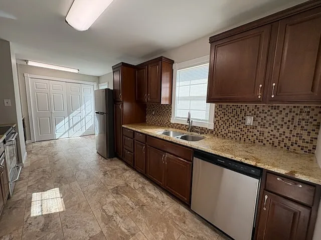 125 Azalea Rd — Photo 7