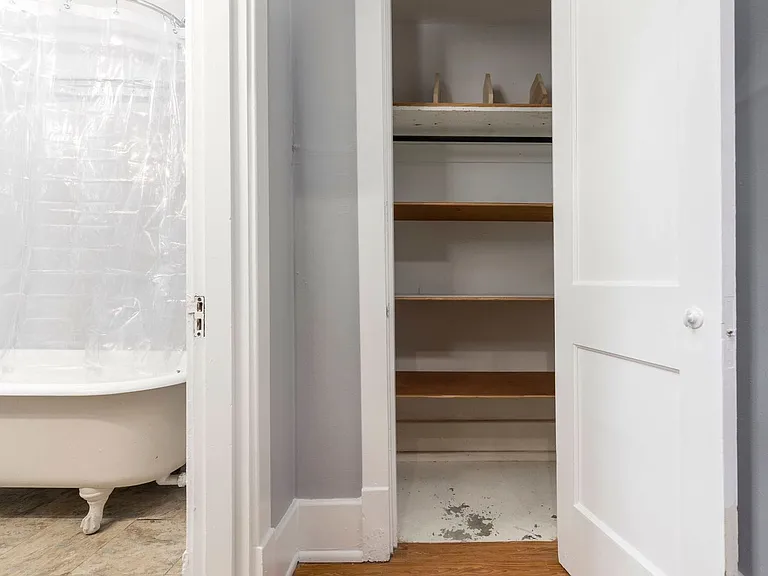 222 W Magnolia Ave — Photo 29
