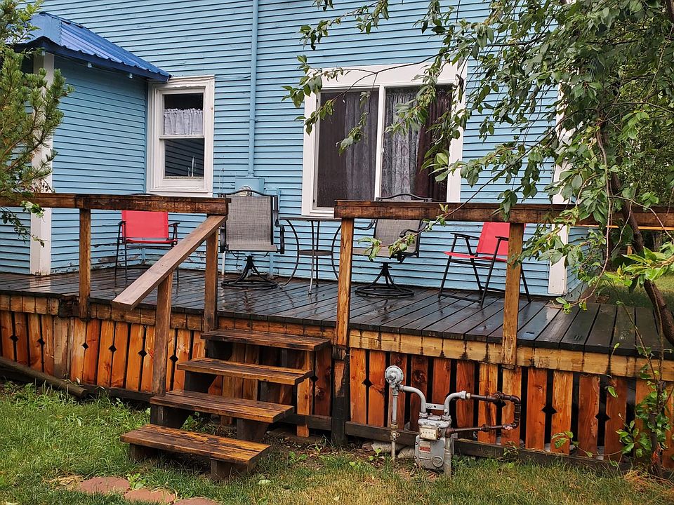 Front deck