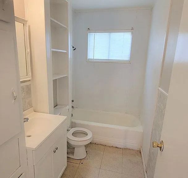3406 Black Lake Cir — Photo 11