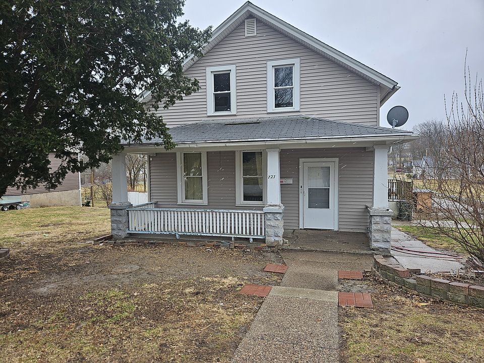 1st image of 727 W 11th St