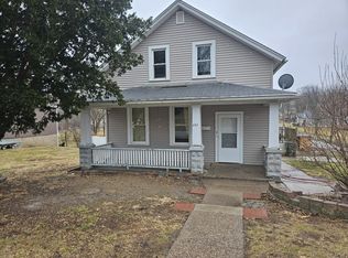 727 W 11th St, Davenport, IA 52804