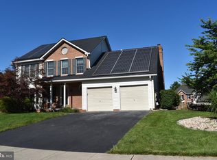 2174 E Greenleaf Dr, Frederick, MD 21702