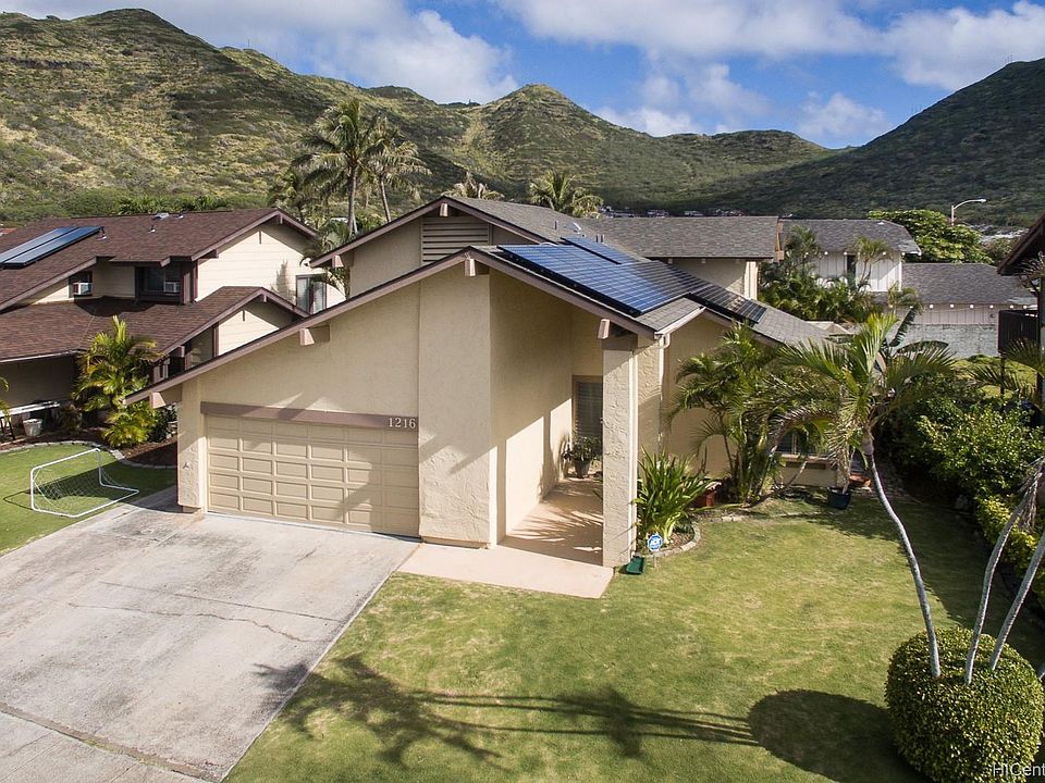 1216 Kahului in Kalama Valley