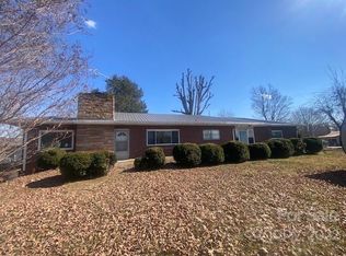 1714 J J Ln, Hudson, NC 28638