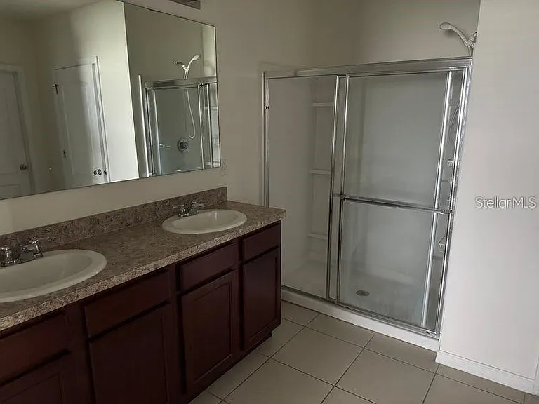 241 Hamlet Rd — Photo 21