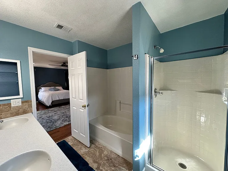 1380 Haven Green Ct — Photo 25