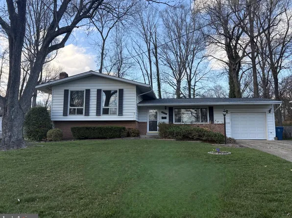 11010 Byrd Dr, Fairfax, VA 22030