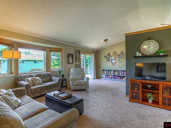 3rd image of 5324 Kahler Dr NE