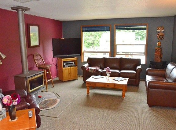 2nd image of 6315 Tralee Dr NW