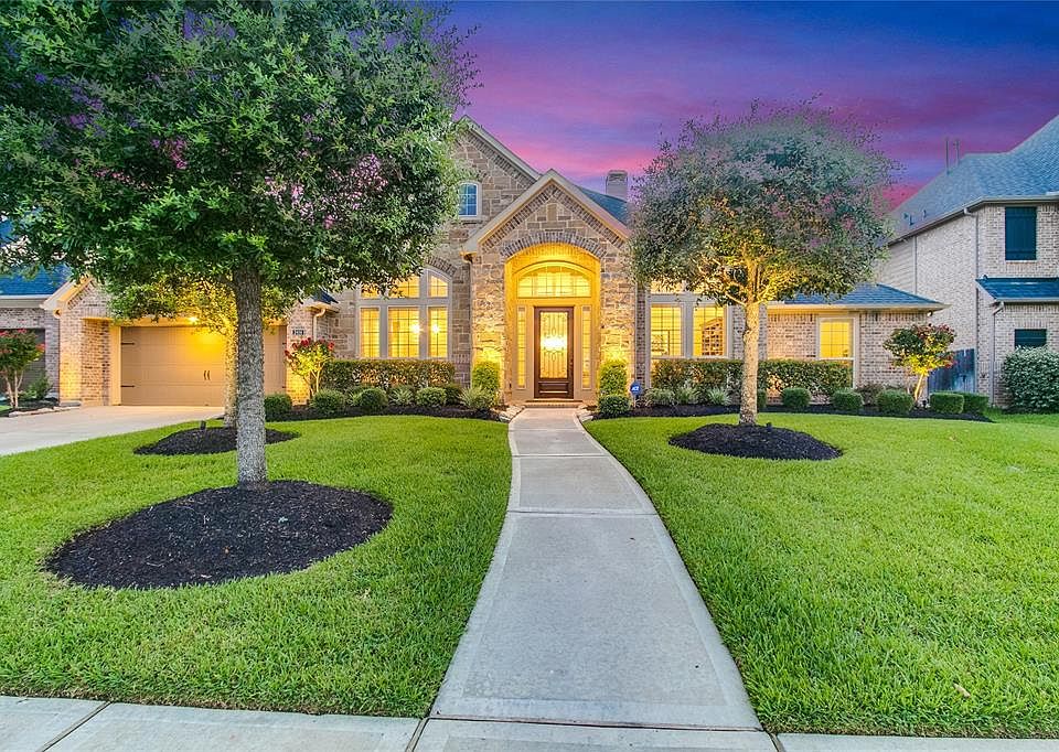 1st image of 2414 Brandyshire Dr
