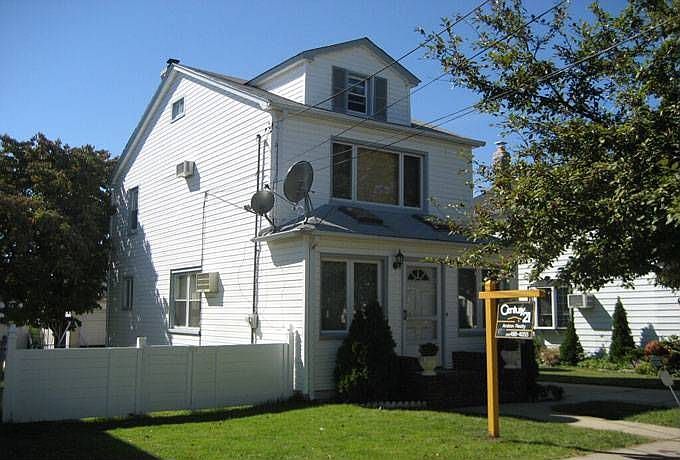 1st image of 525 N 6th St