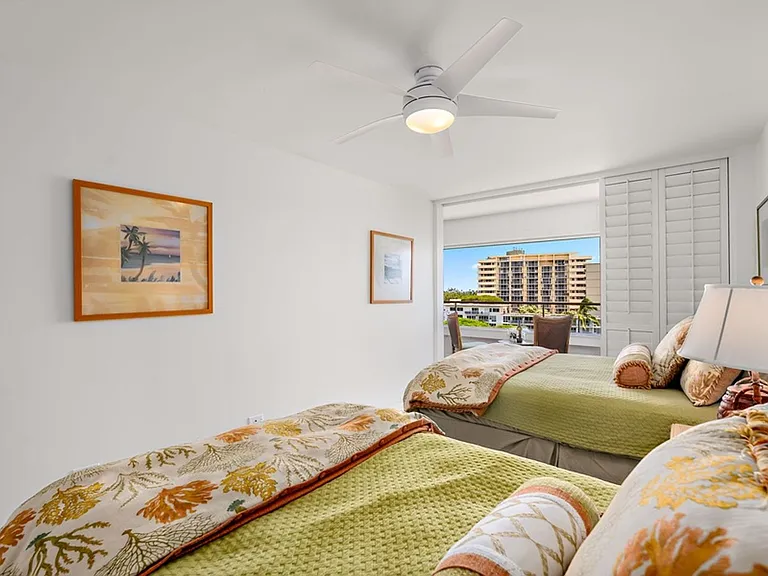 2895 Kalakaua Ave #805 — Photo 52