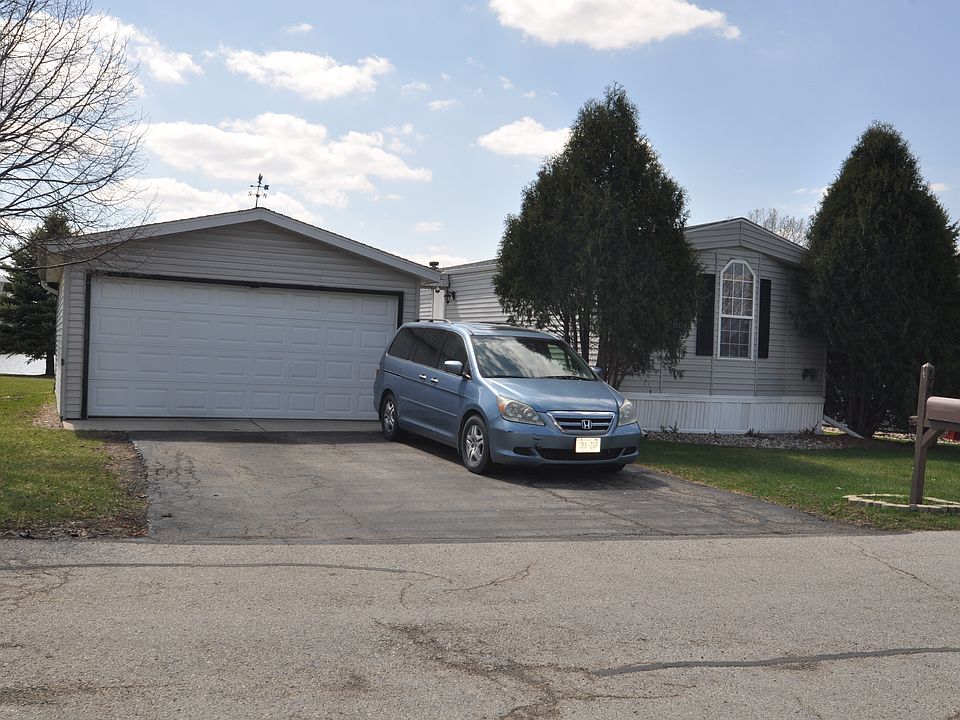 1st image of 172 Twin Lakes Dr