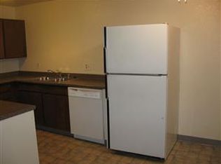 1850 E Long St APT 14, Carson City, NV