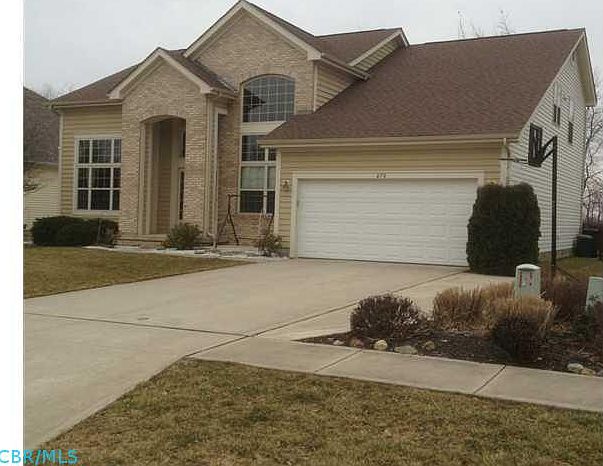 1st image of 270 Lantern Ln